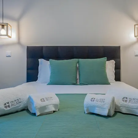 Apartman Guestready - Charming With Patio *