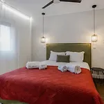 Apartamento Guestready - Charming With Patio