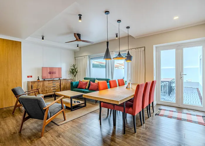 公寓 Guestready - Charming With Patio