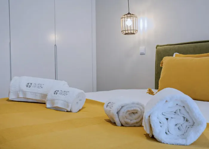 Guestready - Charming With Patio