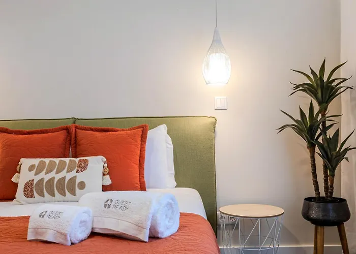 Guestready - Charming With Patio 公寓 蓬塔德尔加达