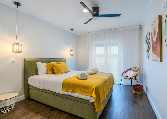 Appartamento Guestready - Charming With Patio